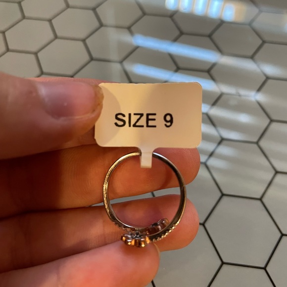 Paw Ring Size 9 - Picture 2 of 2